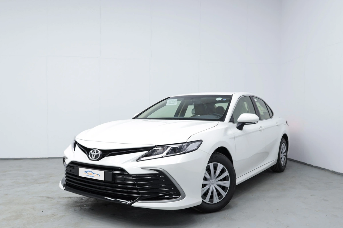 Toyota-Camry-2024