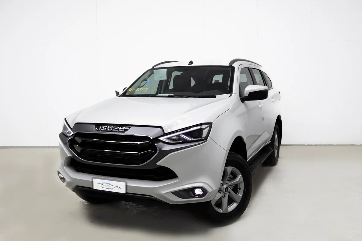 ايسوزو ام يو اكس 4X4 فل كامل 3.0 2024