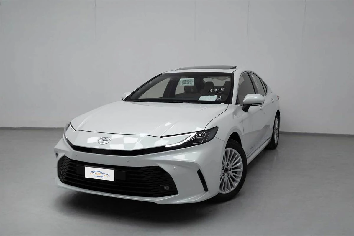 Toyota CAMRY standard 2.5 2025